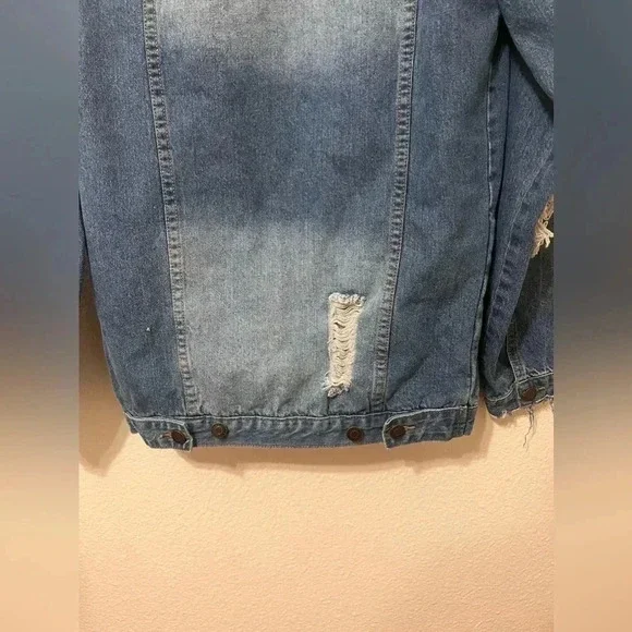 Denim Jacket with Faux Fur Collar - Picture 7 of 8
